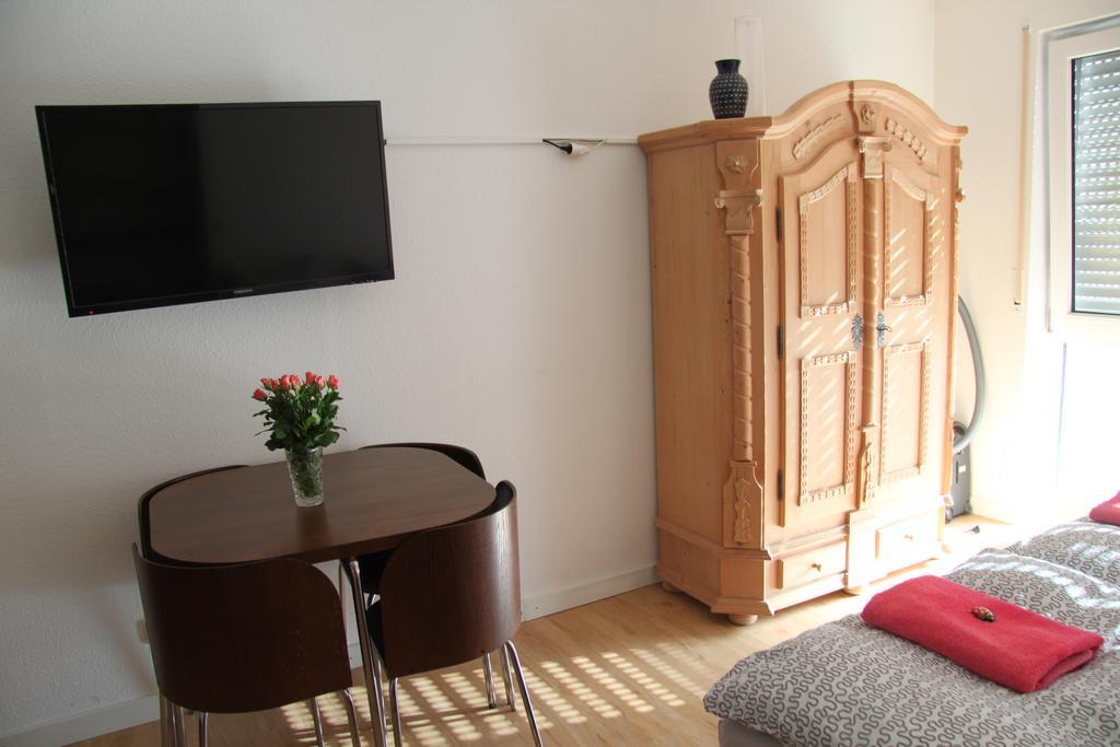Holiday Apartment Zwinger Дрезден Екстер'єр фото